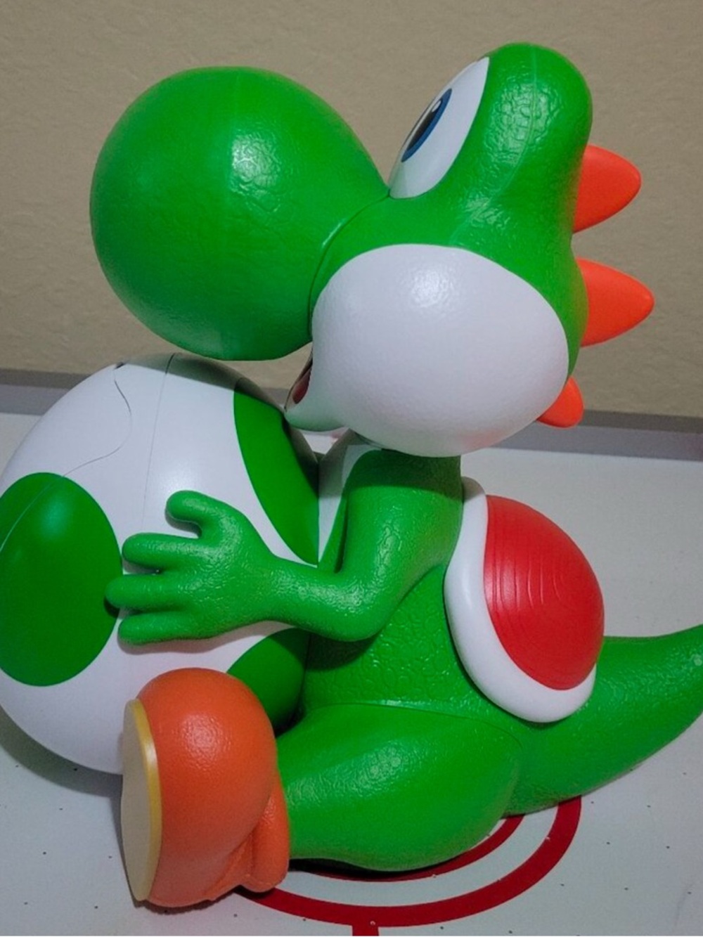 Green Yoshi Popcorn Holder - Nintendo Character Bowl - Picture 5 of 10